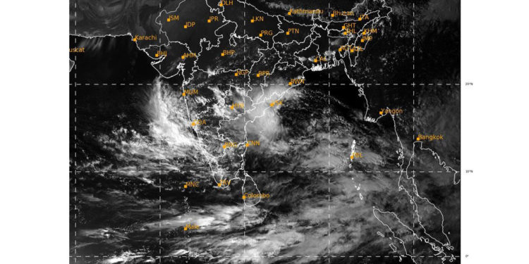 परतीचा मान्सून १७ ऑक्टोबर पर्यंत राज्यात रेंगाळणार
