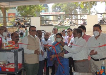 शेतकऱ्यांच्या कंपनीतर्फे शेती मालास रास्त बाजारपेठ