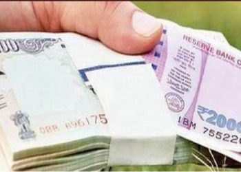 आर्थिक उन्नतीसाठी शेतकऱ्यांनी केव्हां, काय व का लावावे ?