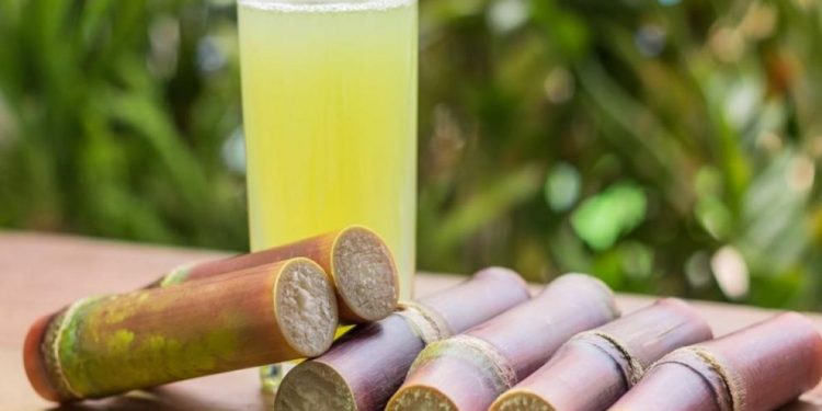 विविध विकारांवर गुणकारी ऊसाचा रस