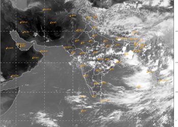 हवामान खात्यासह सर्वांनाच चकवा देत मान्सूनचे पश्चिम महाराष्ट्रात दमदार आगमन