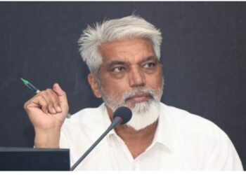 कृषीमंत्री दादाजी भुसे यांच्या मान्यतेनंतर कृषी व संलग्न महाविद्यालये सुरू होणार “या” तारखेपासून.. विद्यार्थ्यांसाठी लसीकरण मोहिमही राबविणार..