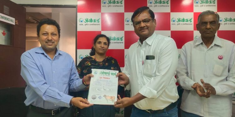 त्रुटी दूर केल्यास तीन कृषी कायद्यांना शेतकरी संघटनेचा पाठिंबा – शेतकरी संघटनेचे राष्ट्रीय अध्यक्ष अनिल घनवट..; जळगावातील अ‍ॅग्रोवर्ल्डच्या कार्यालयाला सदिच्छा भेट