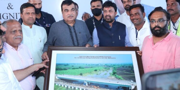 शेतकर्‍यांनी इथेनॉल निर्मित आधारीत शेती करावी ः केंद्रीय मंत्री नितीन गडकरी यांचे आवाहन… शेतकर्‍यांना अन्नदात्यासोबतच उर्जादाता होण्याचे आवाहन