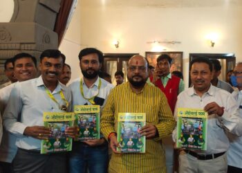 अ‍ॅग्रोवर्ल्डचा दिवाळी अंक शेतकर्‍यांसाठी मार्गदर्शक… जानेवारीत होणारे अ‍ॅग्रोवर्ल्ड कृषी प्रदर्शनही सर्वोत्कृष्ठच ठरणार… पाणीपुरवठा व स्वच्छता विभागाचे मंत्री ना. गुलाबराव पाटील यांच्या हस्ते अ‍ॅग्रोवर्ल्डच्या दिवाळी अंकाचे प्रकाशन