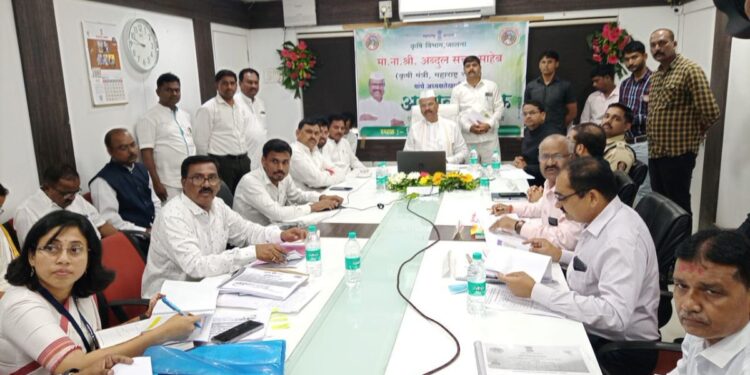 एक दिवस शेतकऱ्यांसोबत