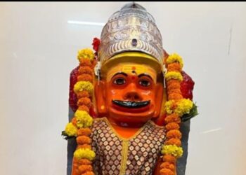 इडा पीडा जावो आणि बळीचे राज्य येवो !!