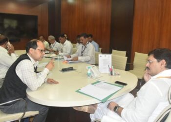 नाशिक जिल्ह्यात कांद्याची भुकटी करण्याचा प्रकल्प शेतकरी उत्पादक कंपनीमार्फत राबवणार : कृषिमंत्री मुंडे