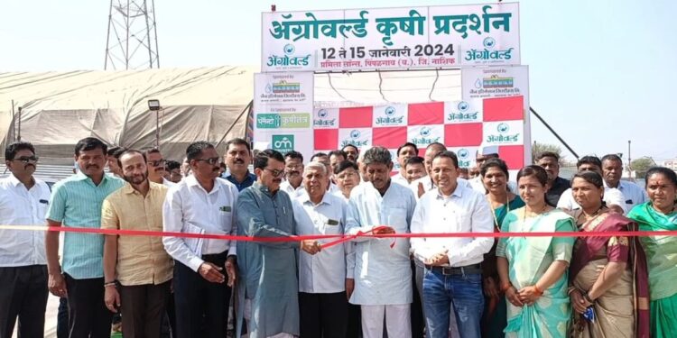 पिंपळगाव बसवंतमधील ‘ॲग्रोवर्ल्ड’चे कृषी प्रदर्शन शेतकऱ्यांसाठी महत्त्वाचे – भास्करराव पेरे पाटील
